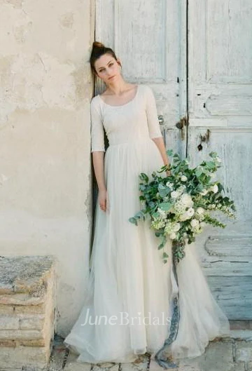 Modest A Line Scoop Neck Half Sleeved Full Back Tulle Skirt Wedding Dress with Sleeves