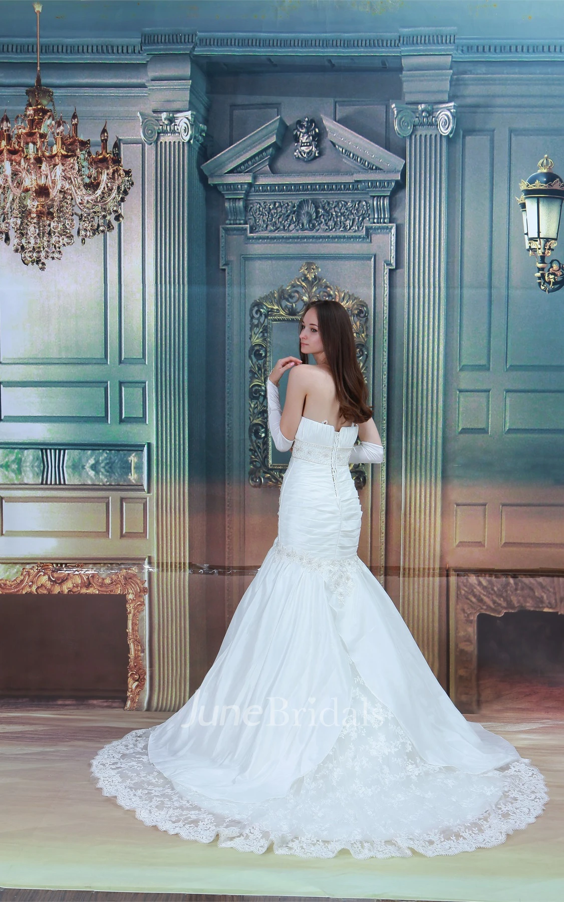 Spaghetti-Strap Mermaid A-Line Gown with Lace and Stress