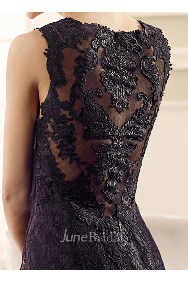 Trumpet Straps Sleeveless Tiered Floor-Length Lace Wedding Dress With Illusion Back And Appliques