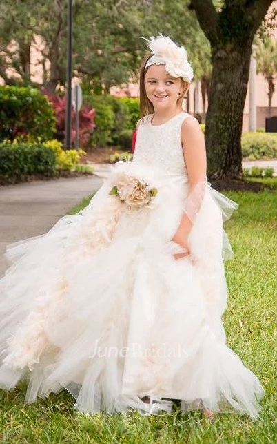 Ruffled Sleeveless Scoop Neck Tulle Dress