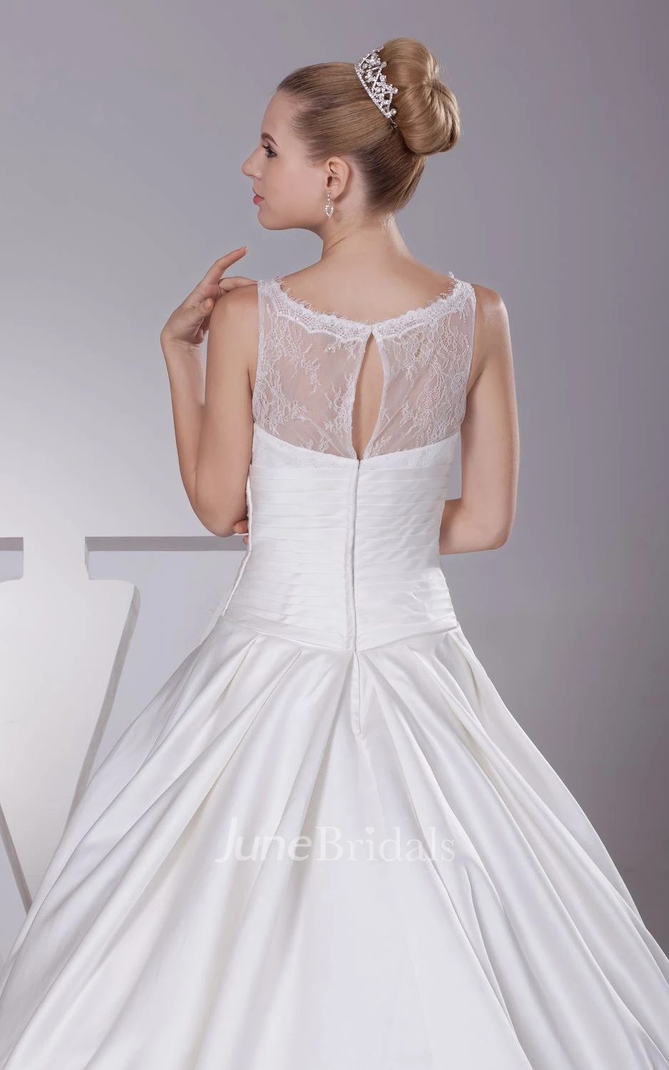 Bateau-Neck Sleeveless Satin A-Line Gown With Ruched Waist