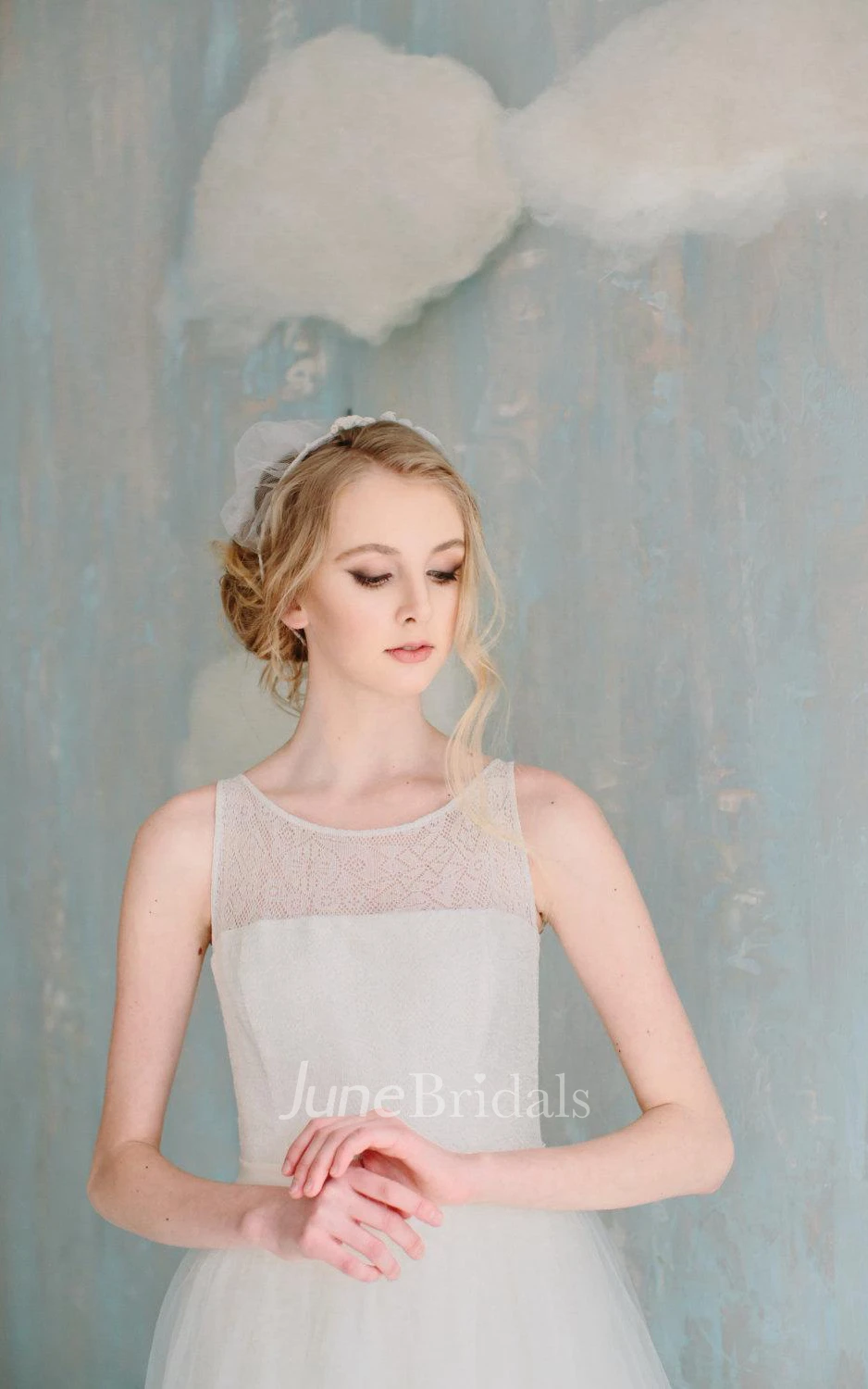 A-Line Floor-Length Tulle Lace Weddig Dress With Tiers