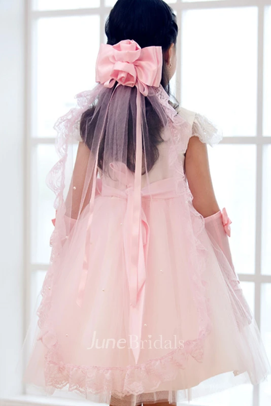 Princess Ruffled Lace Tier Tulle Flower Girl Veil with Bow