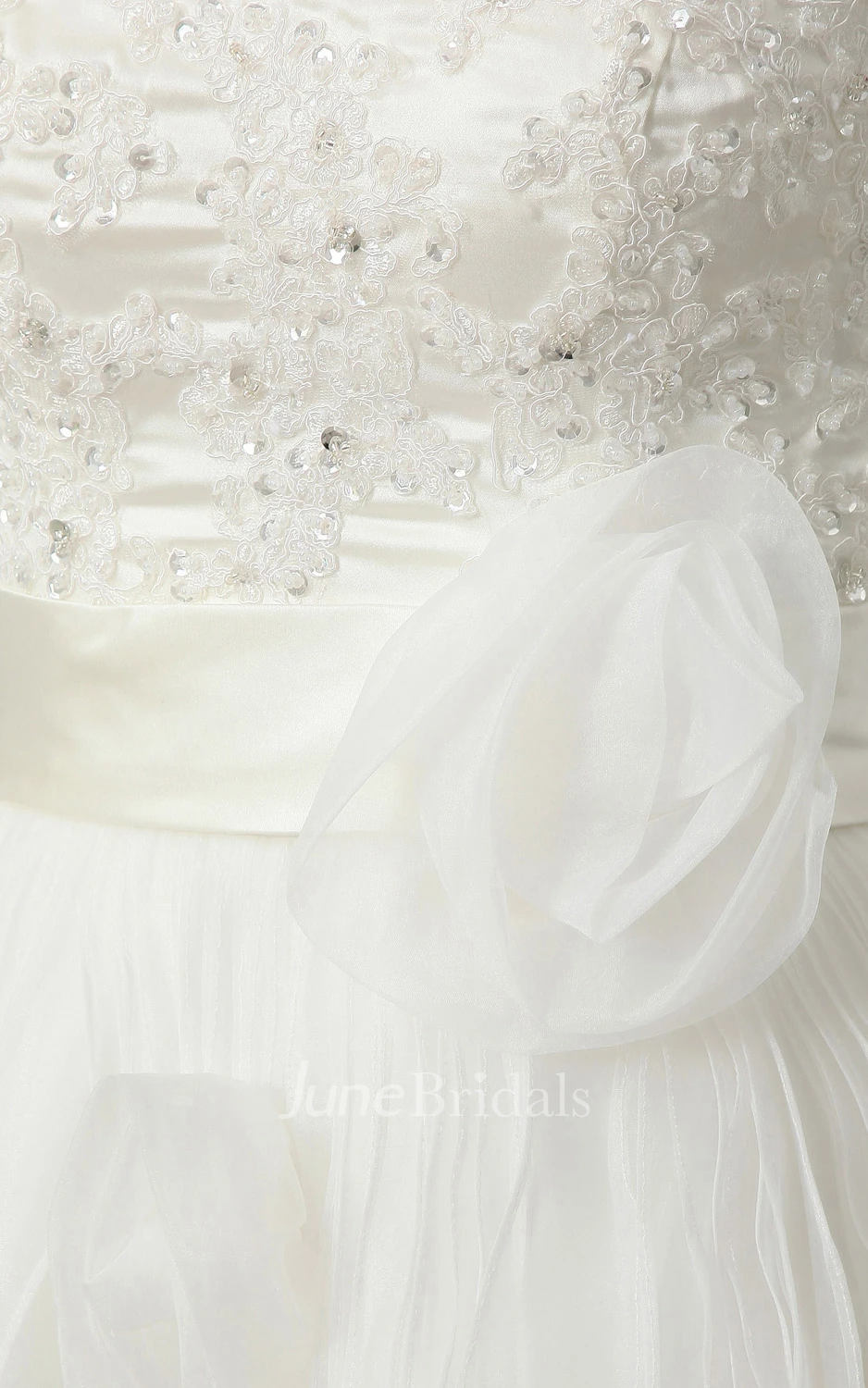 Short Sweetheart Sleeveless Dress With Flowers And Satin Sash