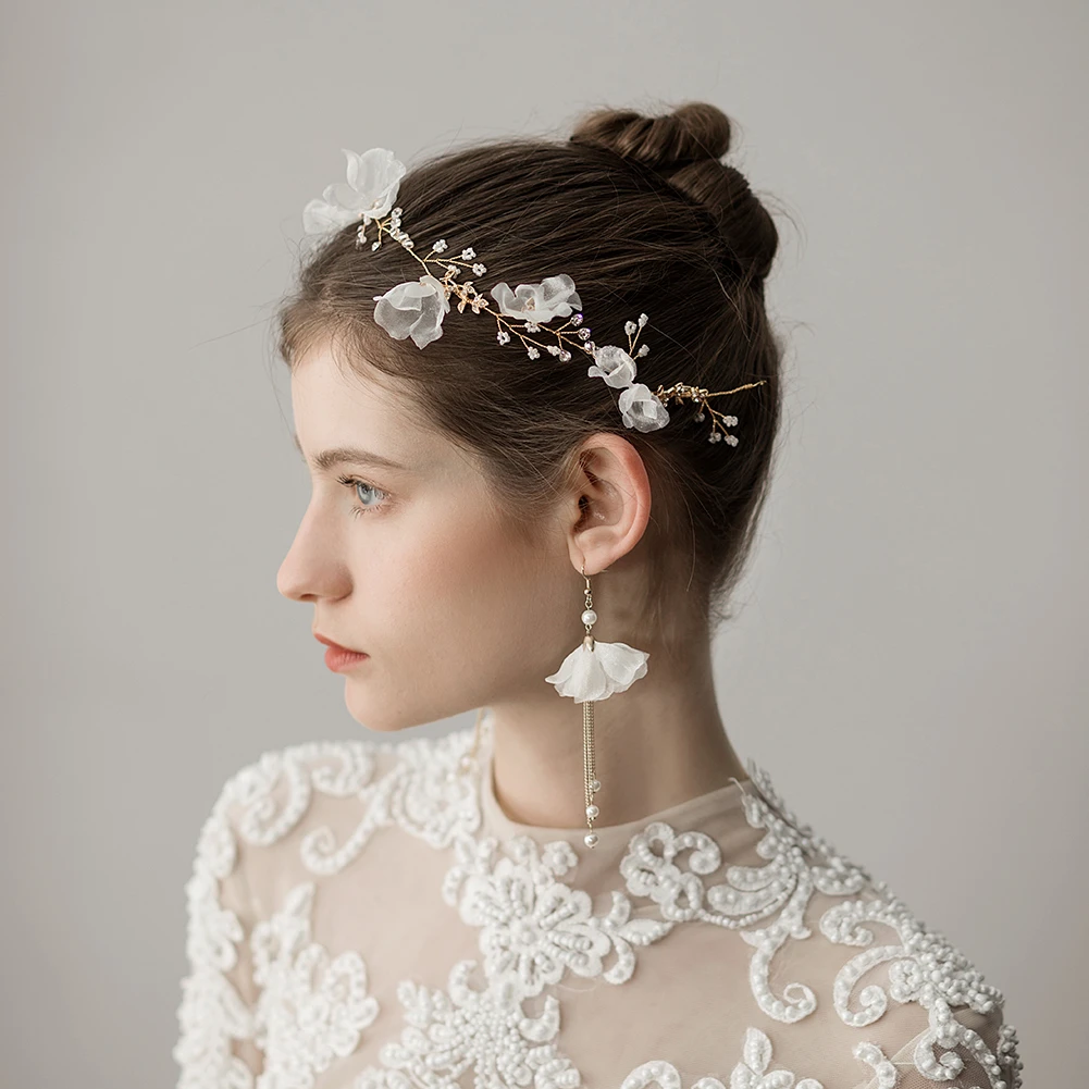 Korean Style Fresh Bridal Headbands and Earrings with Flowers