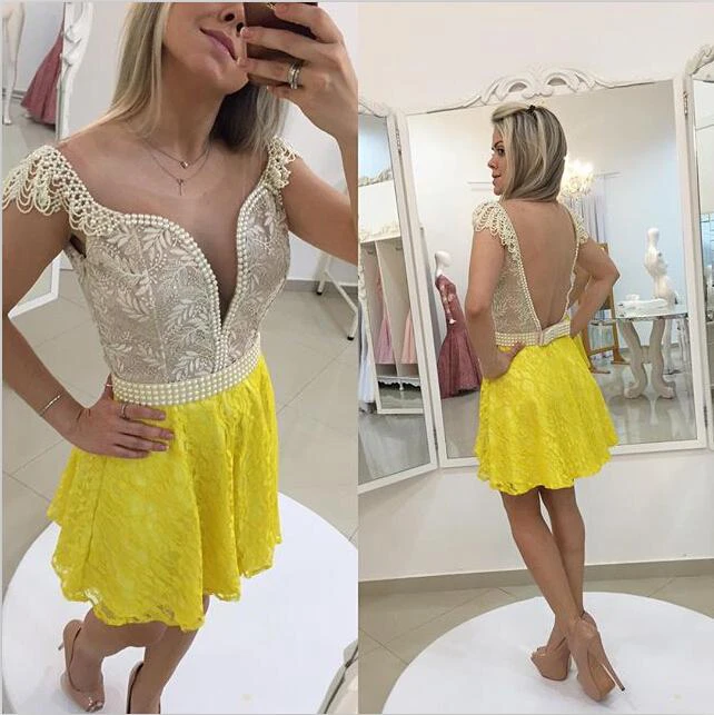 Sexy Cap Sleeve Short Cocktail Dress Open Back Pearls Bowknot