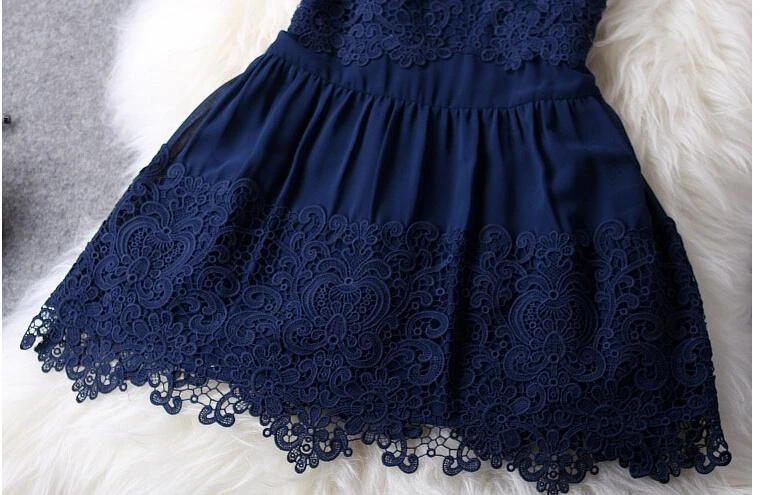Newest Illusion Sleeveless Short Homecoming Dress With Lace