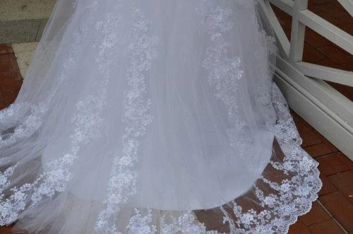 Vintage White Lace Sweetheart Zippered Wedding Dress