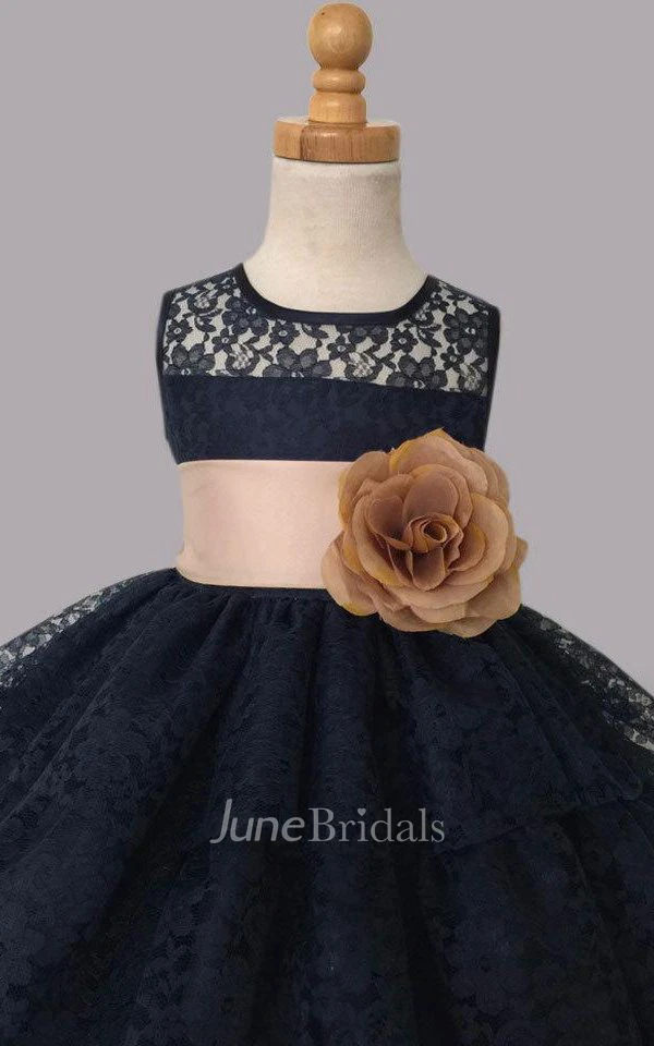 Recital Vintage Floral  Wedding Lace Dress With Ruffles