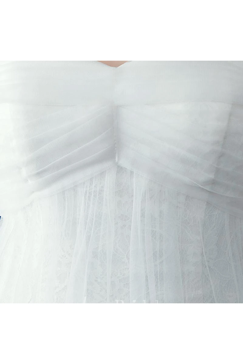 Romantic Tulle Off-the-shoulder Wedding Dress Lace-up Sweep Train