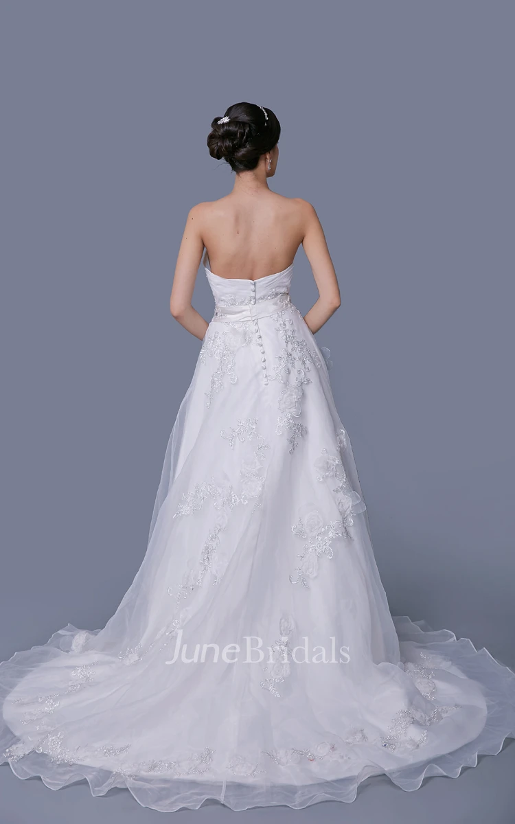 Sweetheart Organza Bodice-Ruched A-Line Dress With Flowers and Appliques