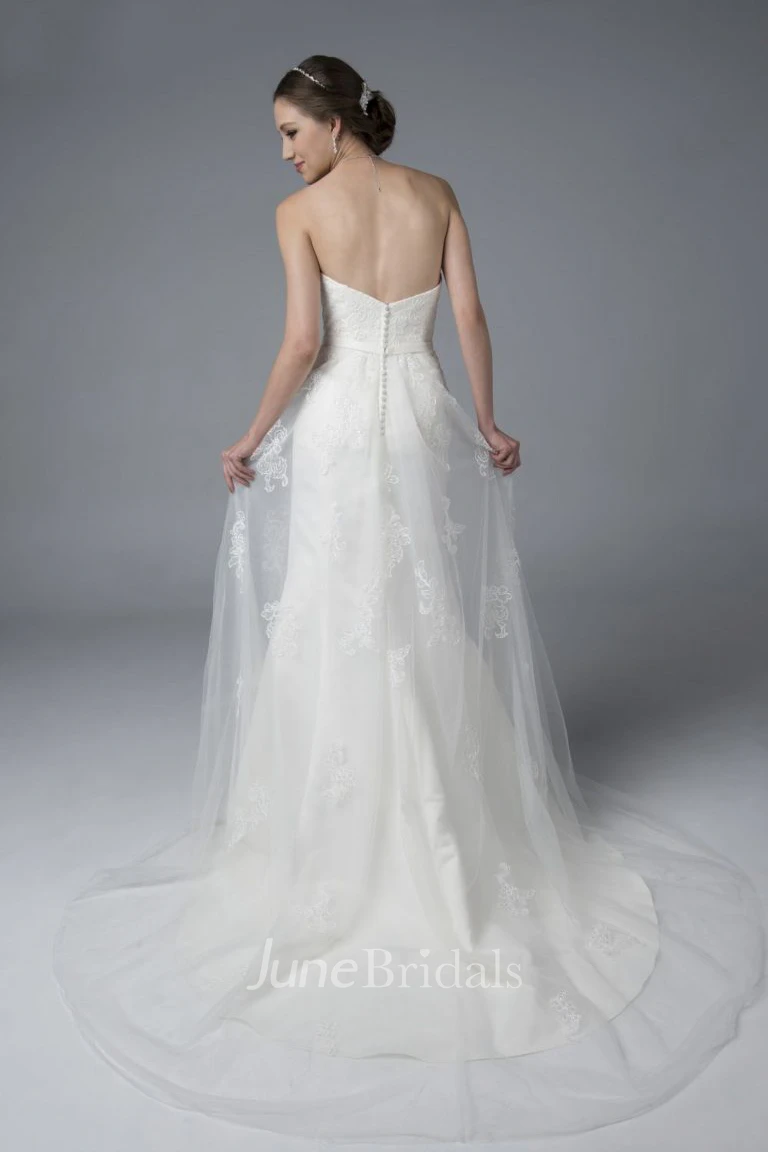 Sweetheart A-line Open Back Lace Tulle Wedding Dress With Appliques And Buttons