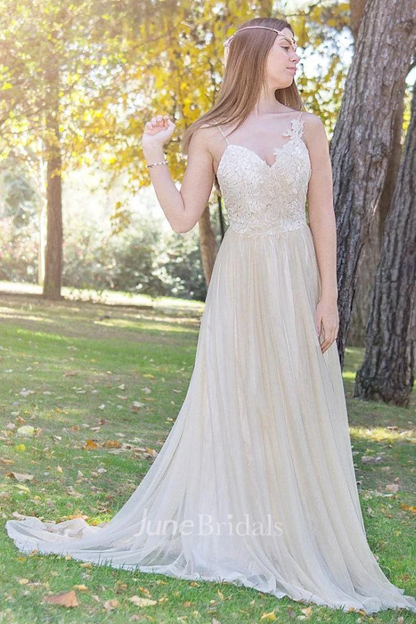 Exquisite Spaghetti Tulle Pleated Warm Wedding Dress With Appliques