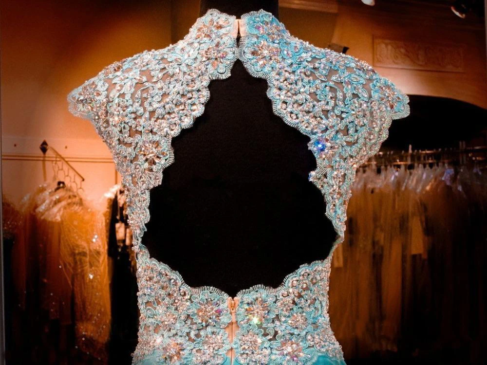 Luxurious Appliques Beadings Evening Dress High Neck A-line Zipper