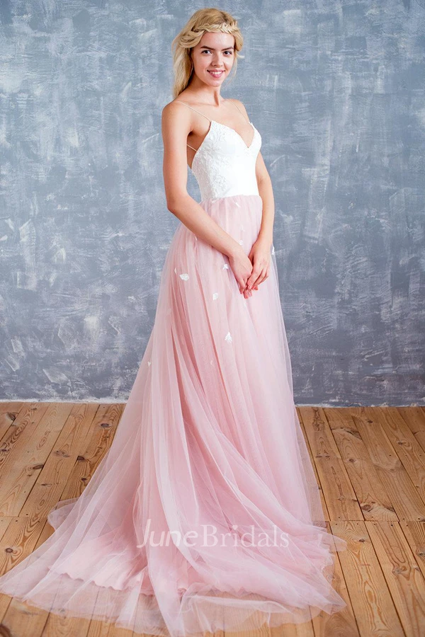 Spaghetti Tulle Floor-Length Backless Dress With Sweep Train