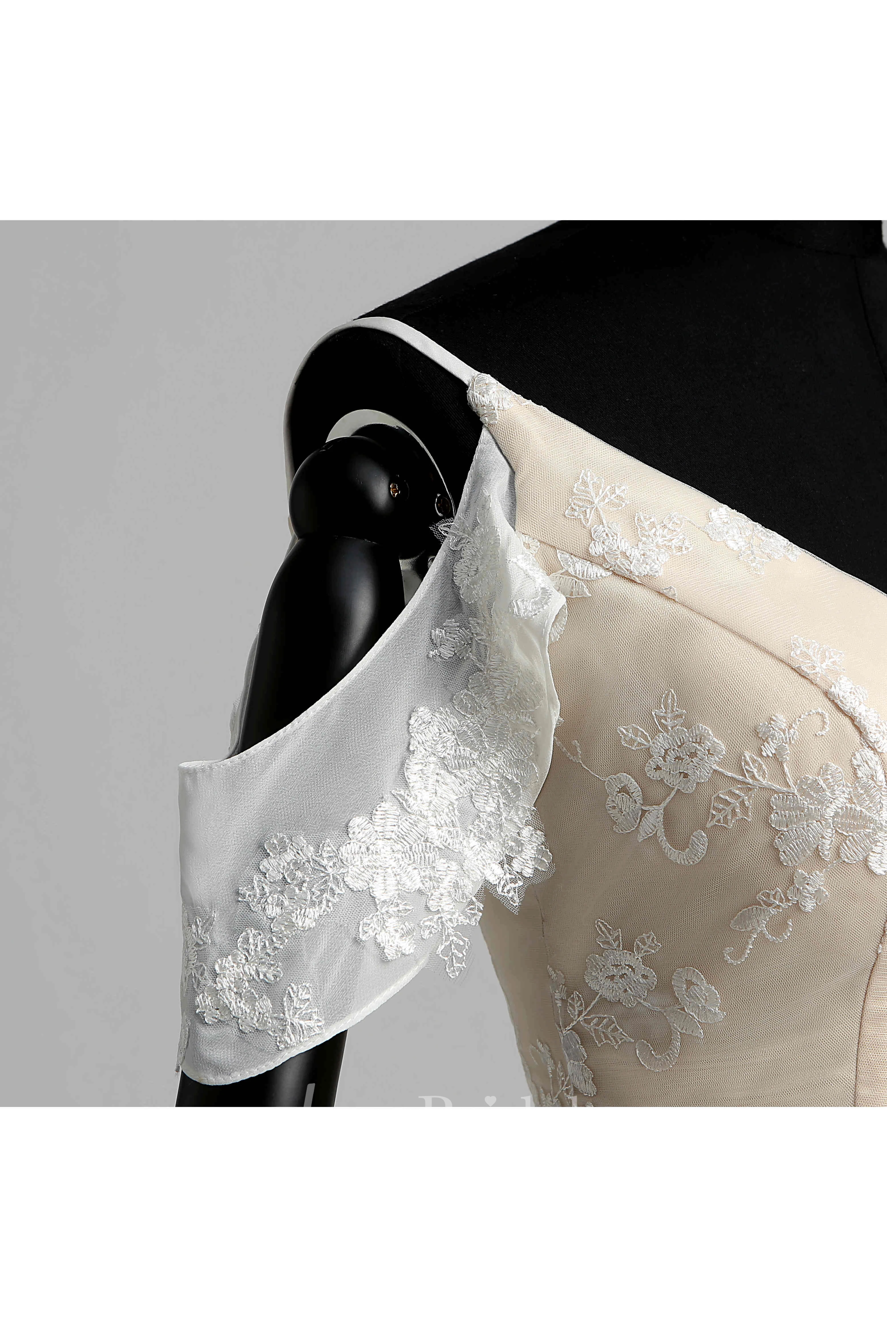 Off-the-shoulder Deep-v Back Mermaid Lace Wedding Dress