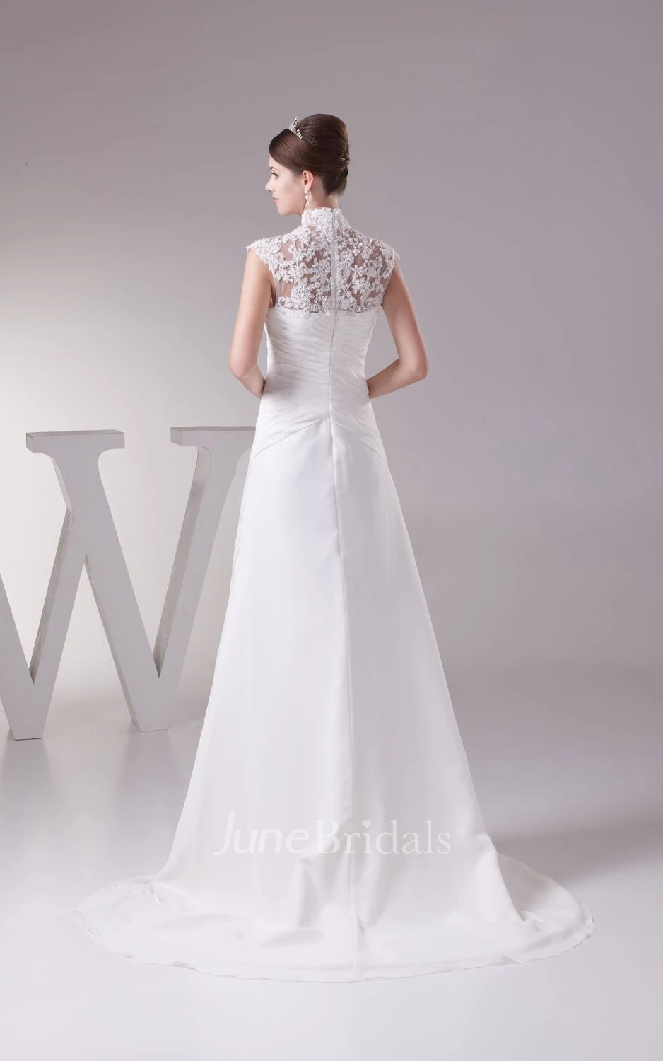 Exquisite High-Neck Ruched Sheath Dress With Illusion