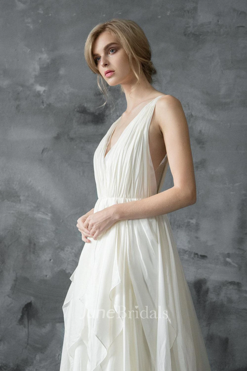 Plunged Sleeveless Chiffon Floor-Length Dress With Pleats And Draping