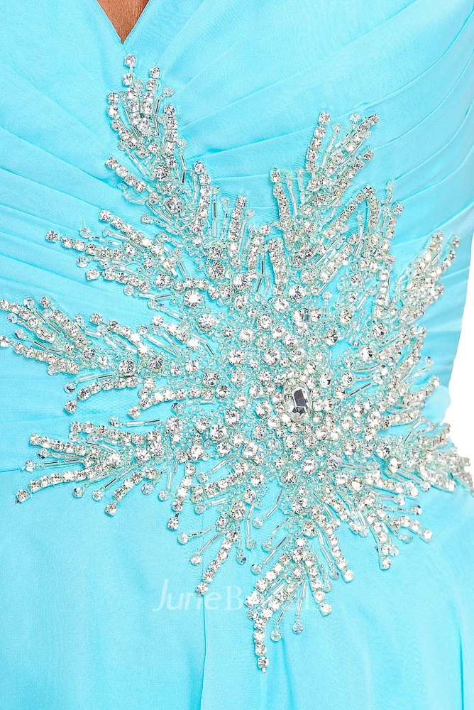 A-Line Sleeveless Sweetheart Appliqued Chiffon Prom Dress