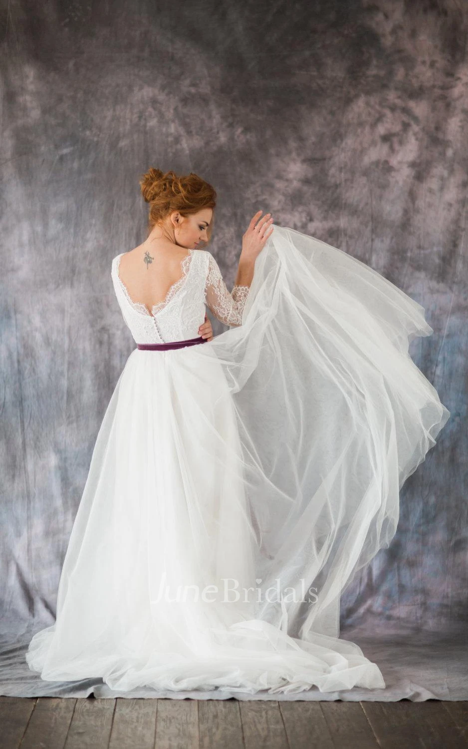 Scoop Neck Long Sleeve A-Line Organza Wedding Dress With Lace Bodice