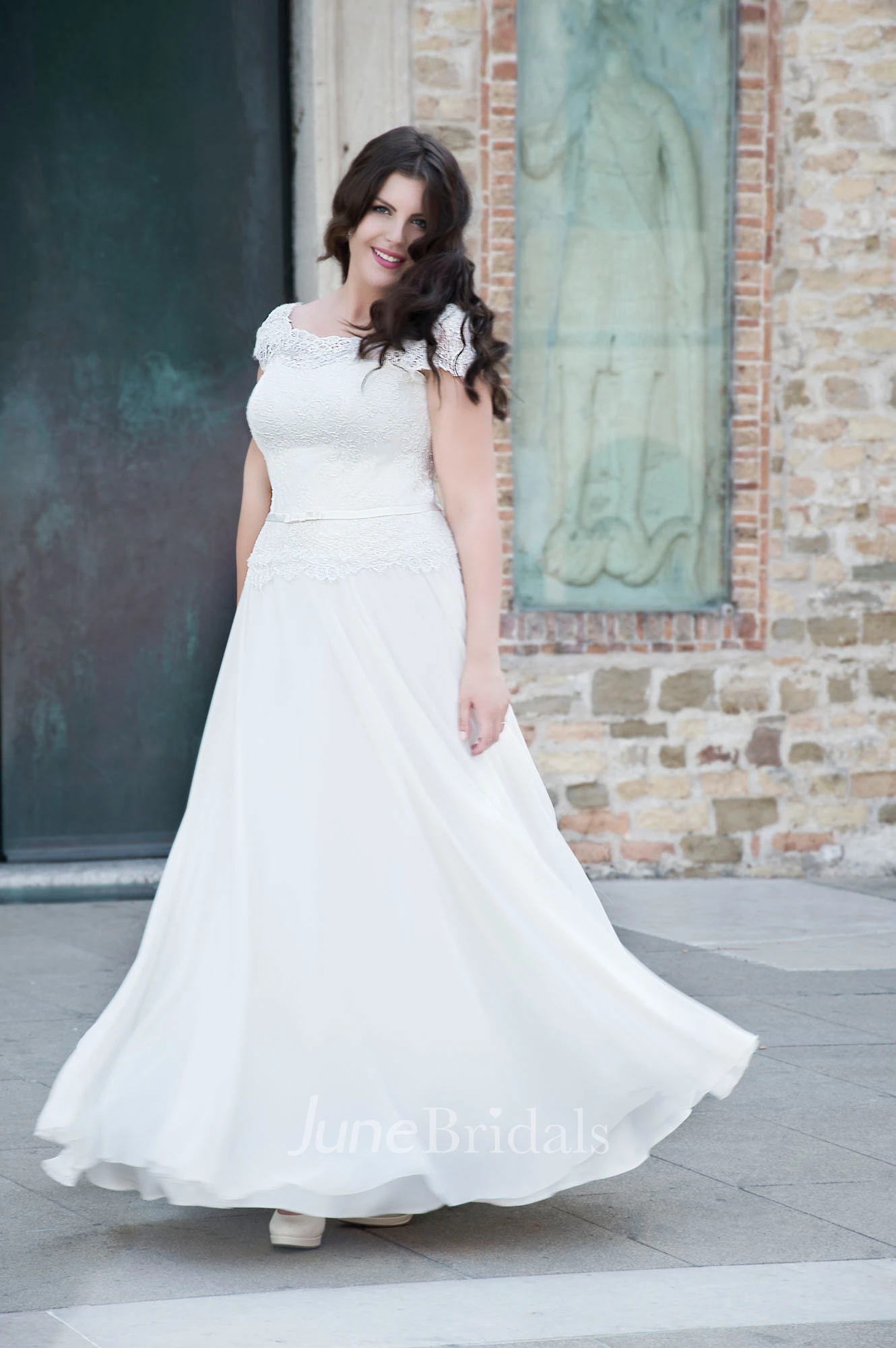 A-Line Long Scoop Neck Short Sleeve Cap Chiffon  Dress