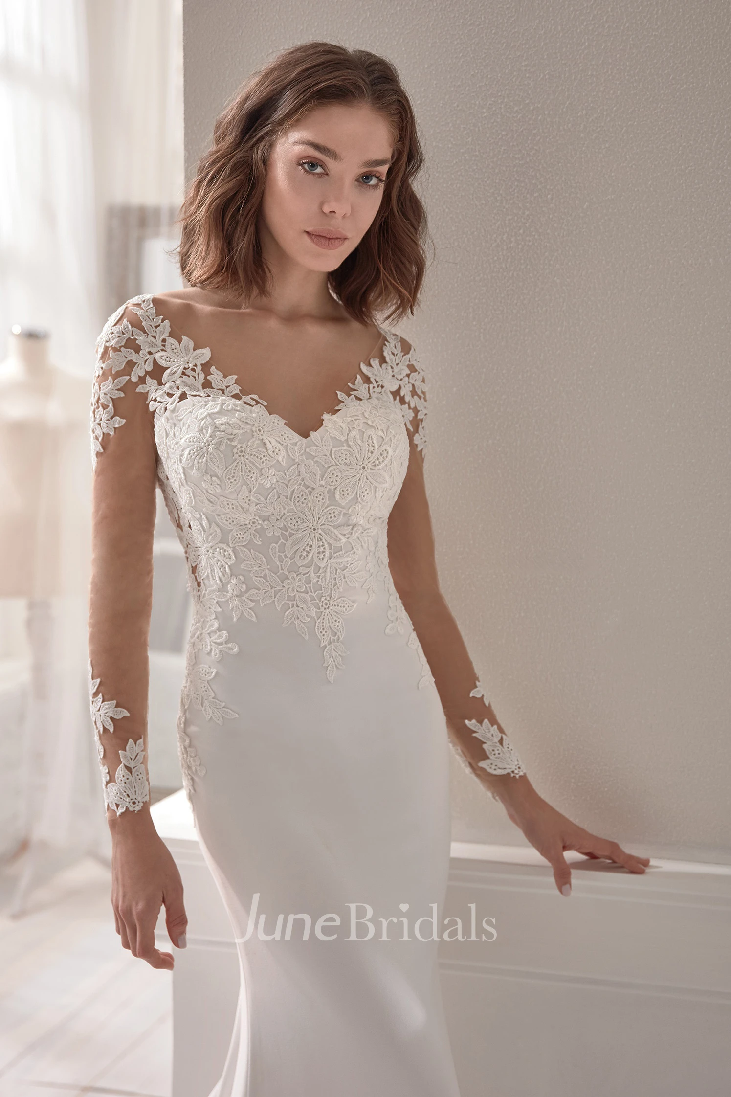 Glittering Jersey V-neck Bridal Gown With Lace Appliques