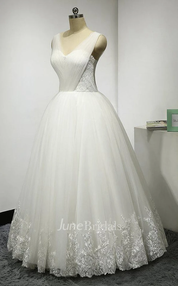 V-Neck Sleeveless Tulle Ball Gown With Ruching and Lace