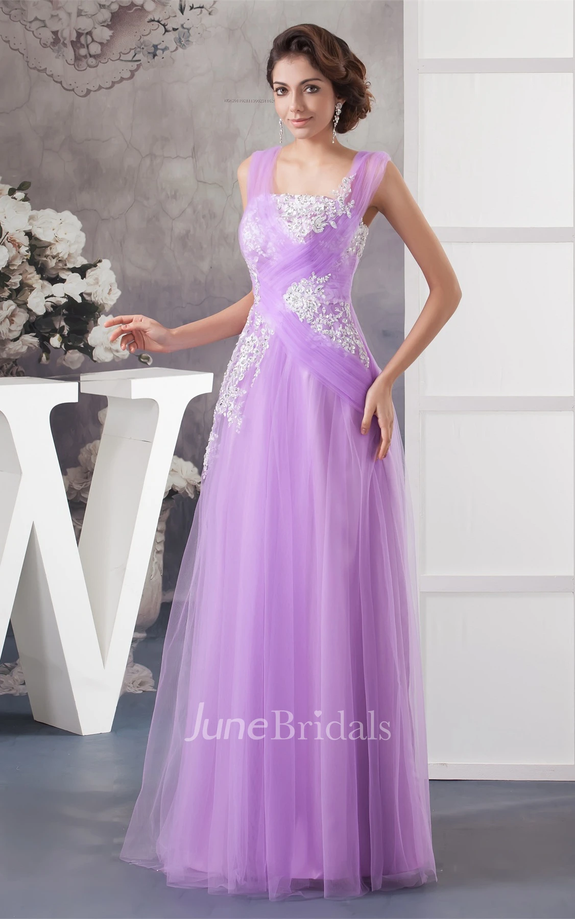 Strapped Tulle Floor-Length Dress with Appliques