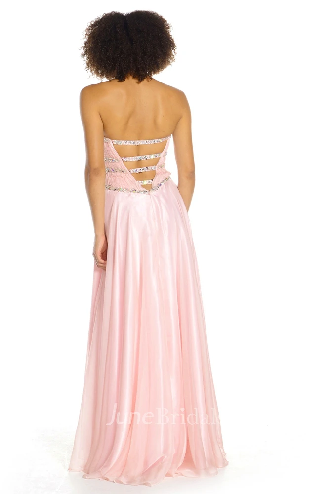 A-Line Sleeveless Maxi Beaded Sweetheart Satin Prom Dress With Straps And Ruching