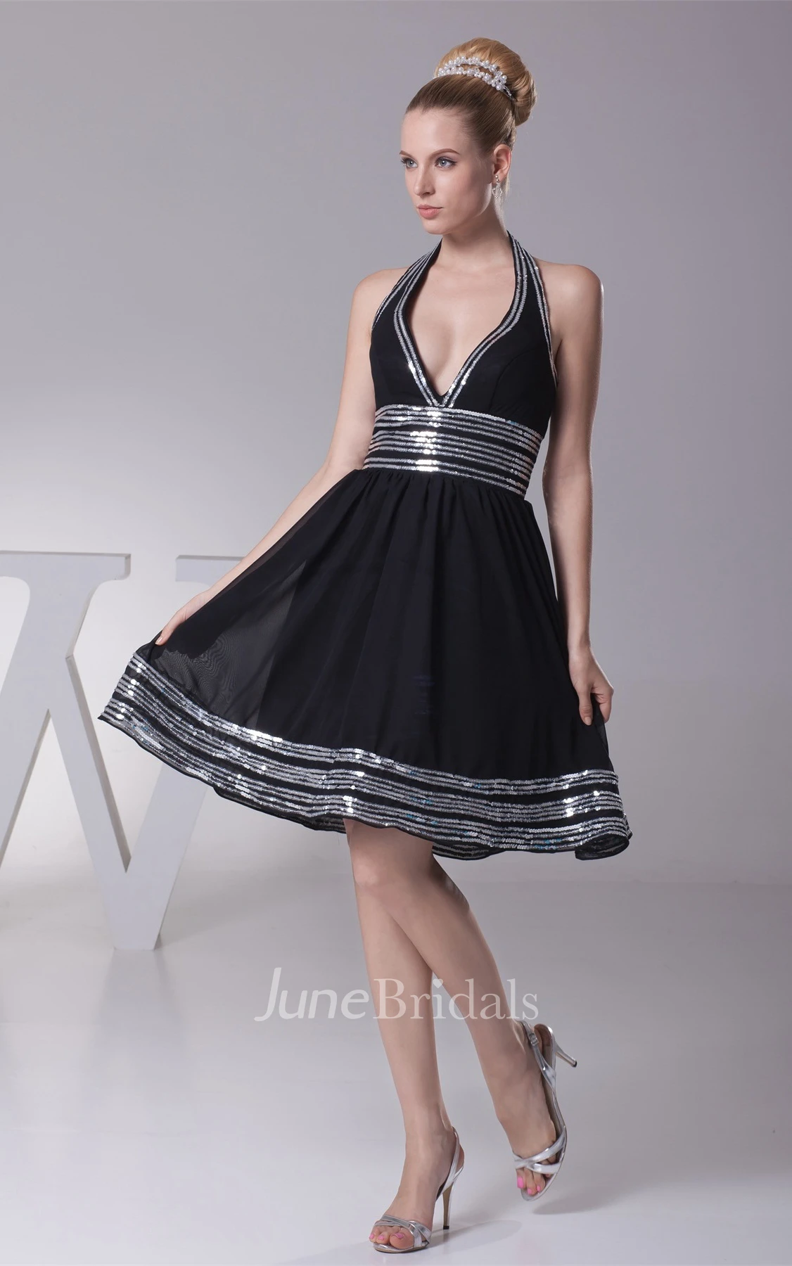 Deep-V-Neck Sleeveless Midi A-Line Dress with Strapped and Pleats