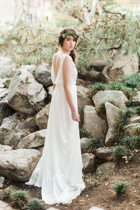 Floor-Length Sleeveless V-Neck Chiffon Wedding Dress