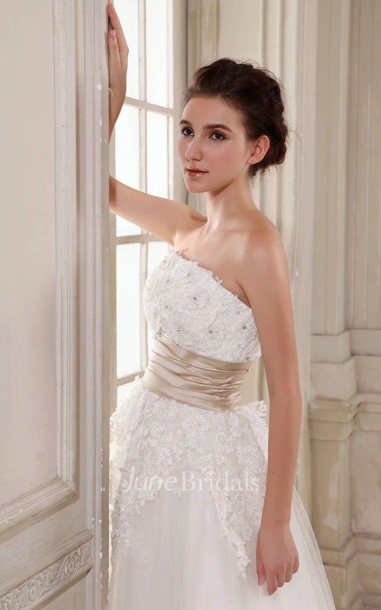 Ankle-Length Strapless Dress With Laces And Zipper Back