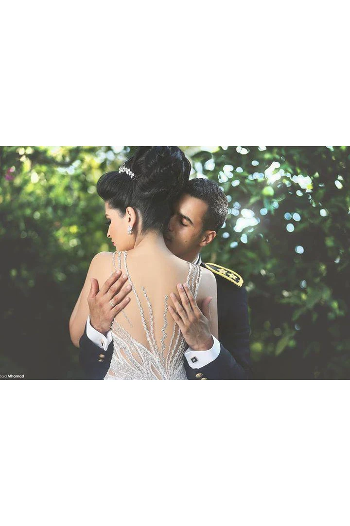 Gorgeous Beadings Tulle White Wedding Dress Ball Gown Straps Court Train