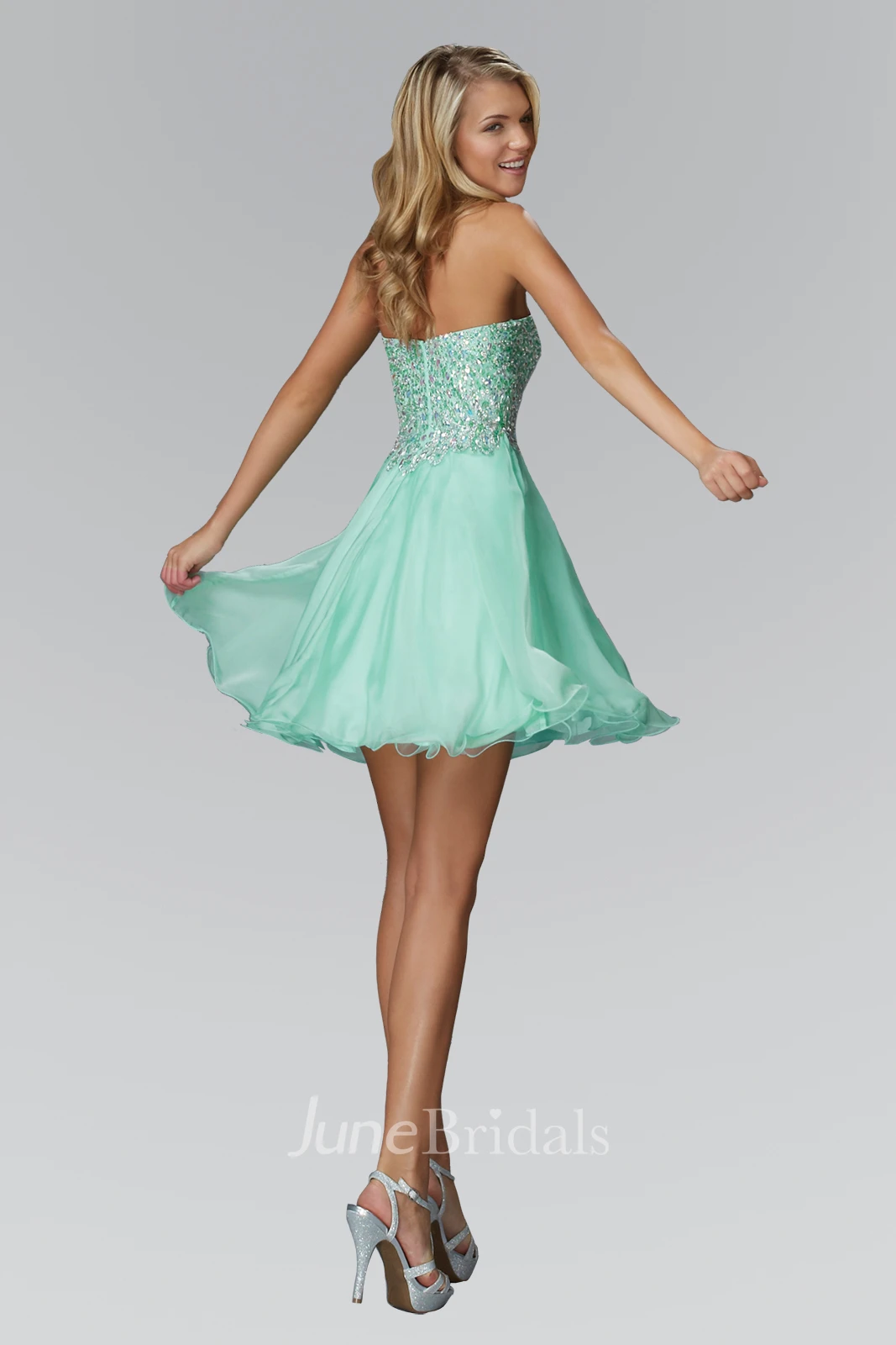 A-Line Short Sweetheart Sleeveless Chiffon Dress With Sequins And Beading