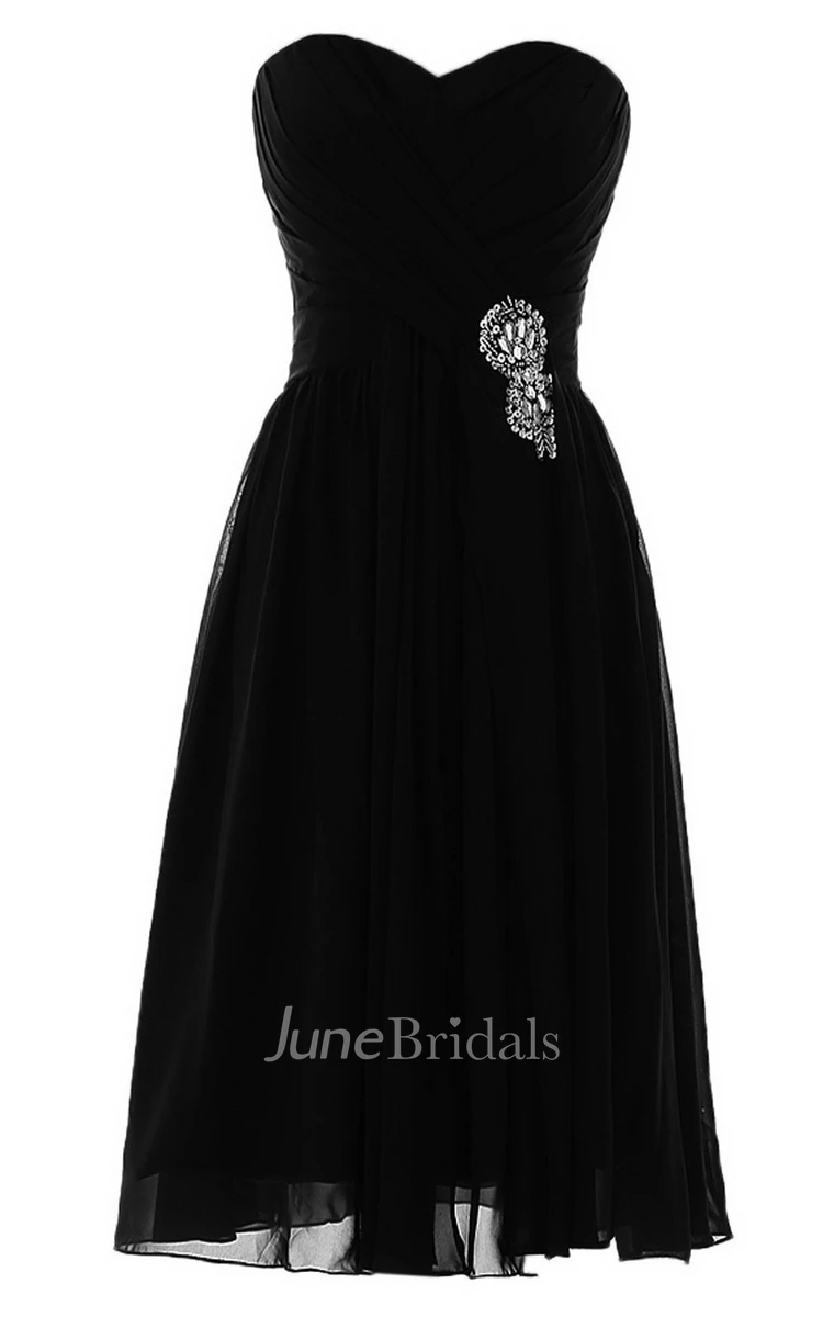 Sweetheart Short Chiffon Dress With Pleats and Beadings