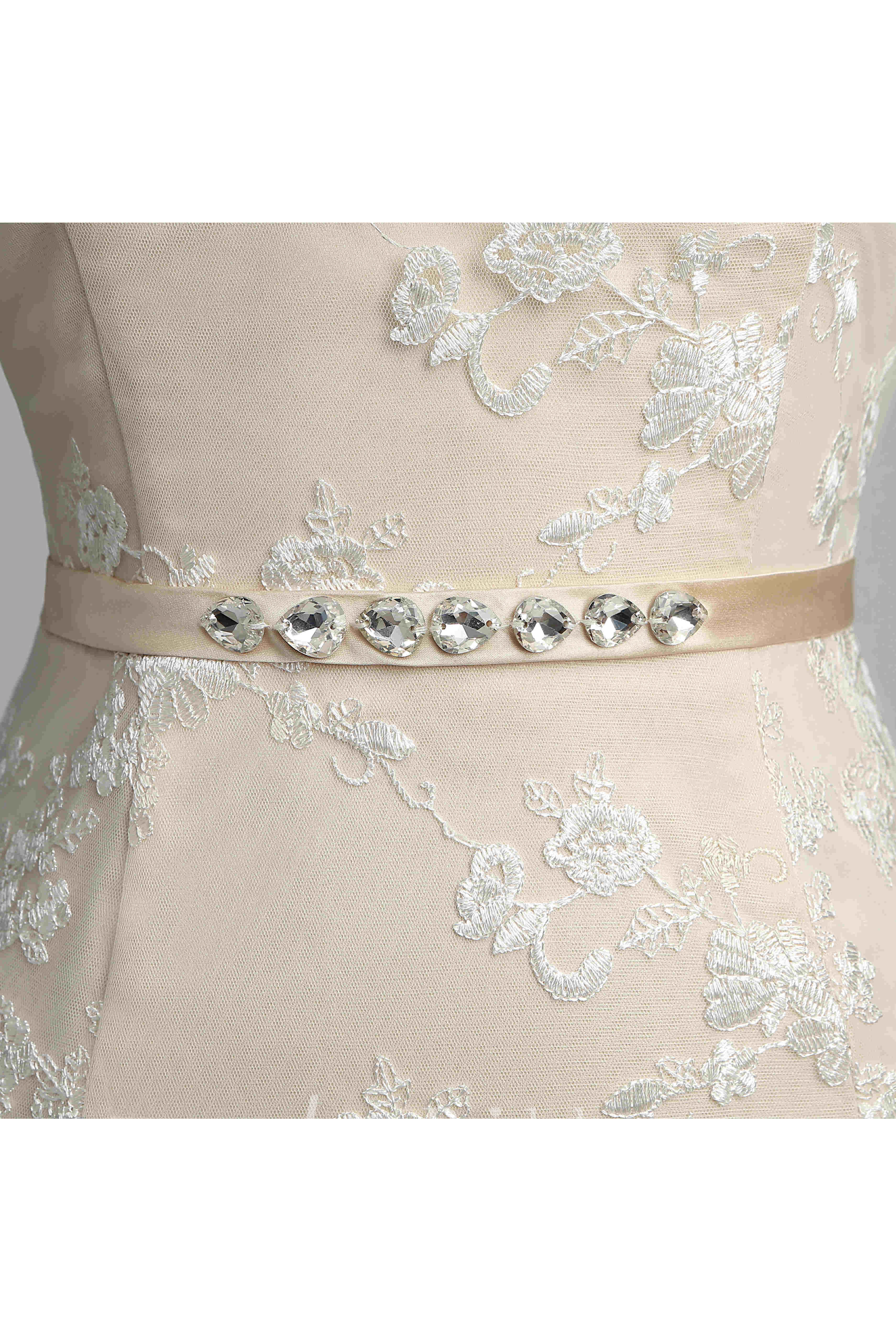 Off-the-shoulder Deep-v Back Mermaid Lace Wedding Dress