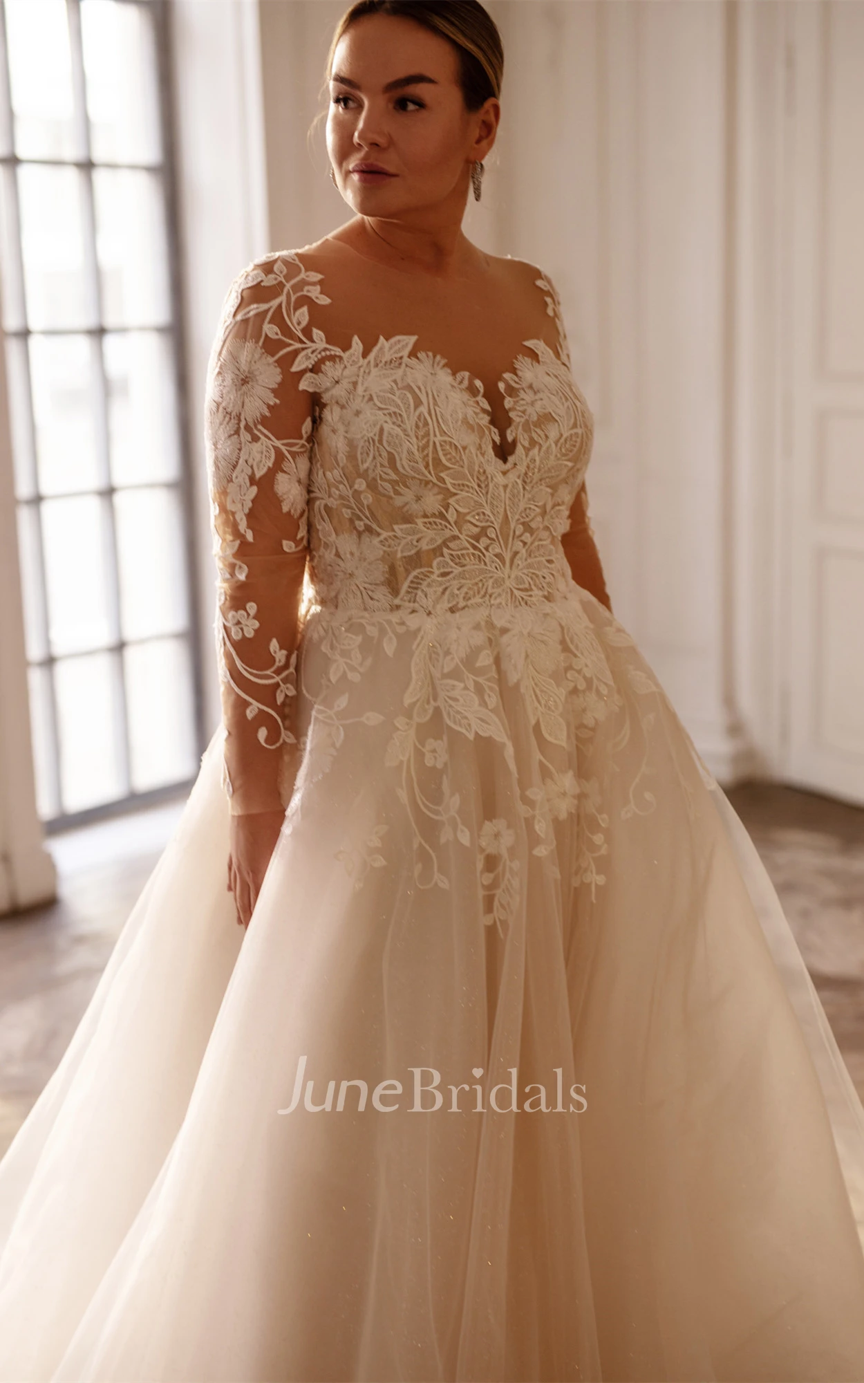 Romantic Bateau Ball Gown Lace Sweep Train Wedding Dress with Appliques