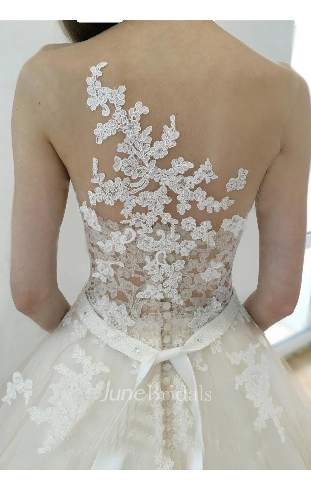 Tulle Lace Weddig Dress With Button Lace-Up Back