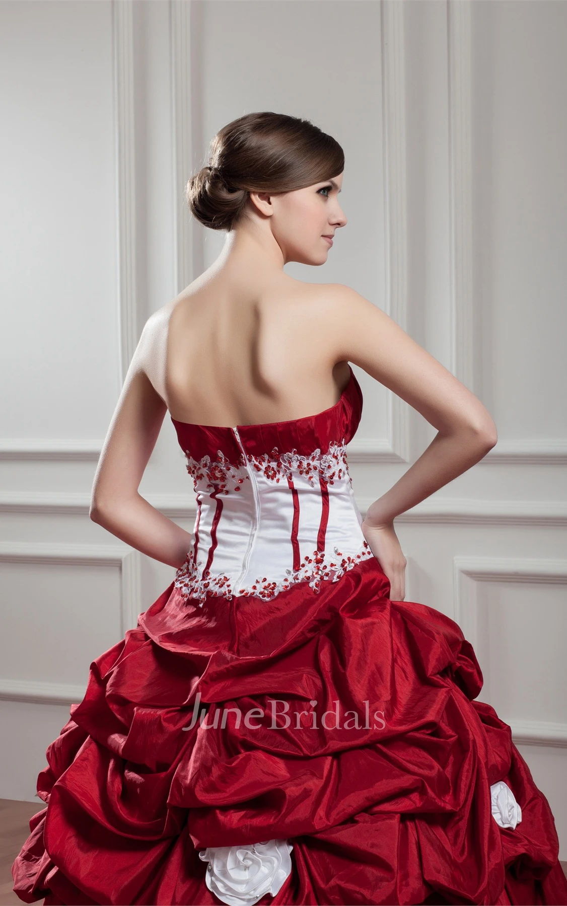 Sweetheart Pick-Up A-Line Ball Gown with Flower and Appliques