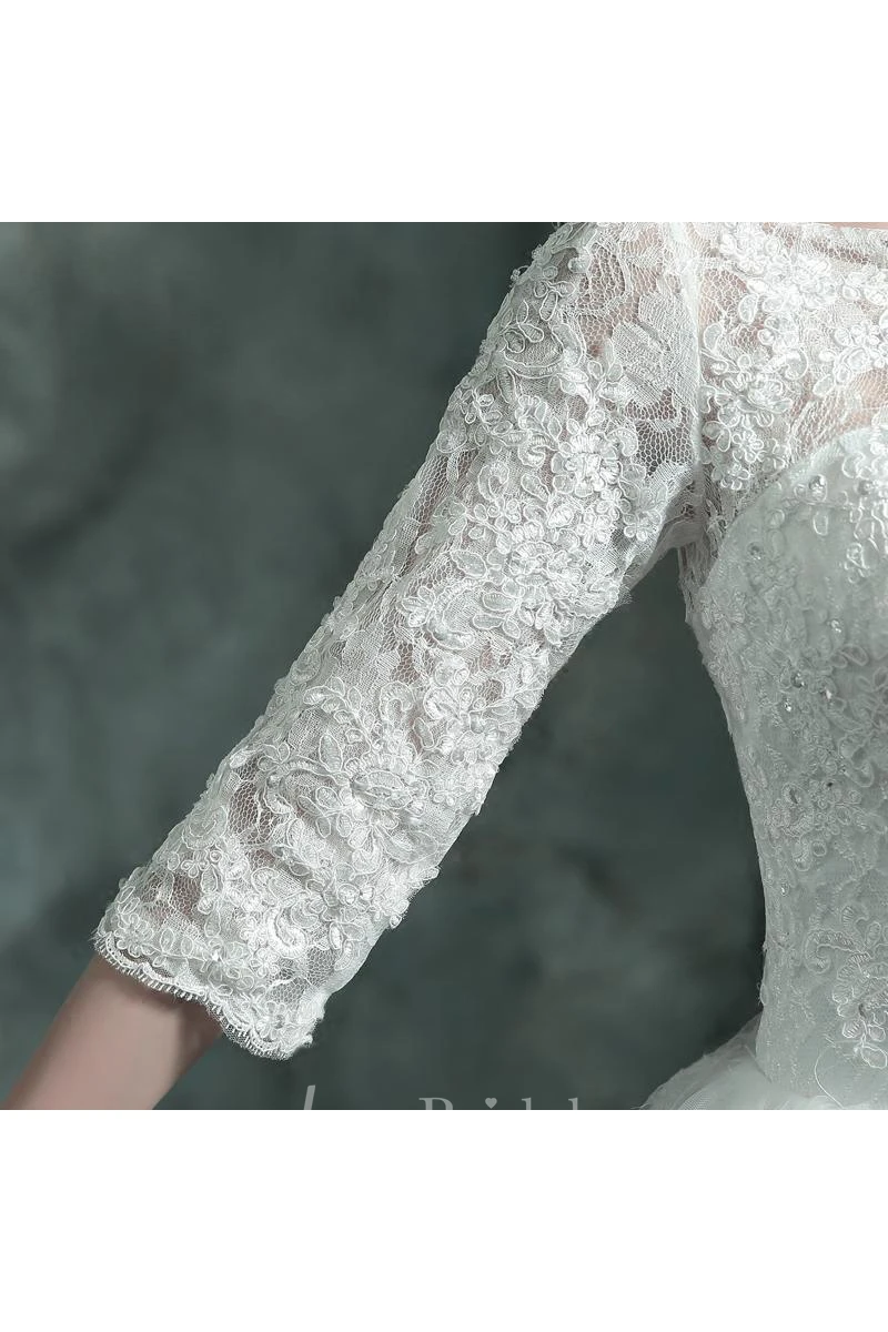 Modern Lace Appliques 3 4-Long Sleeve Wedding Dress Sweep Train