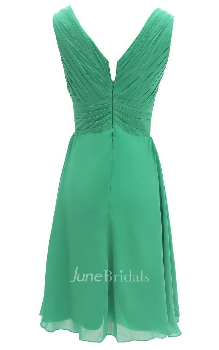 V-neck Pleated A-line Short Dress With Ruched Band