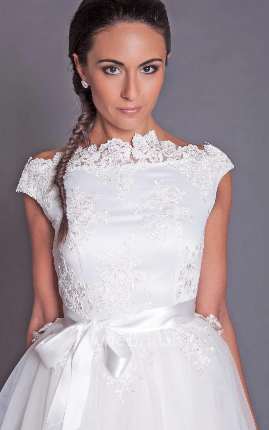 Short Knee Length A-Line Tulle Wedding Dress With Satin Sash