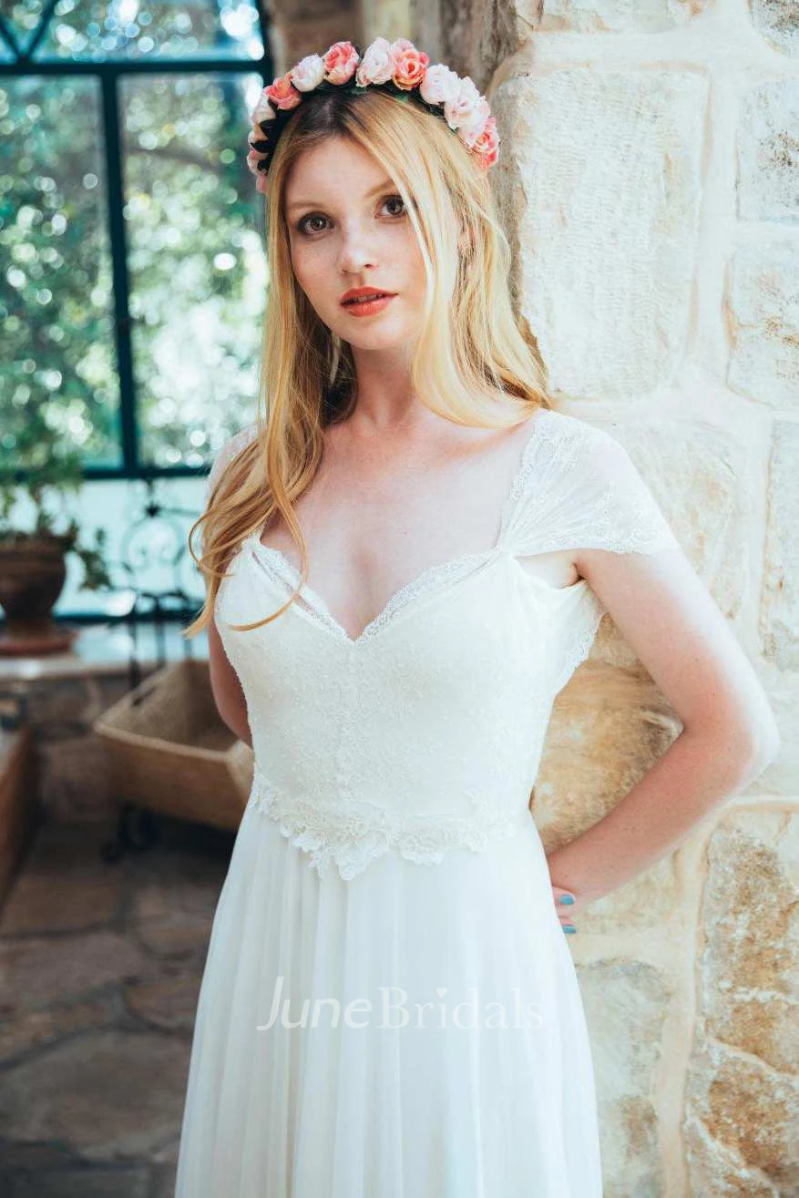 Deep-V-Neck Sleeveless Chiffon Sleeveless Wedding Dress With Ribbon