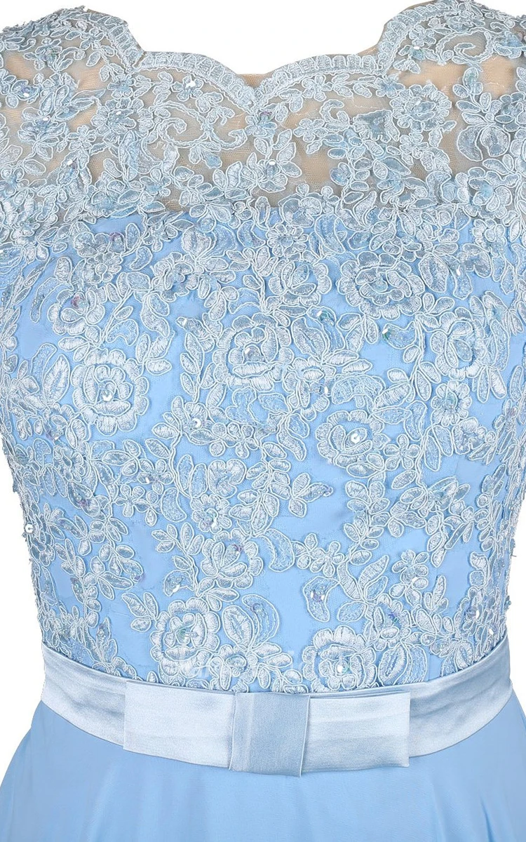 Scalloped Lace Appliqued Bodice A-line Gown With Band
