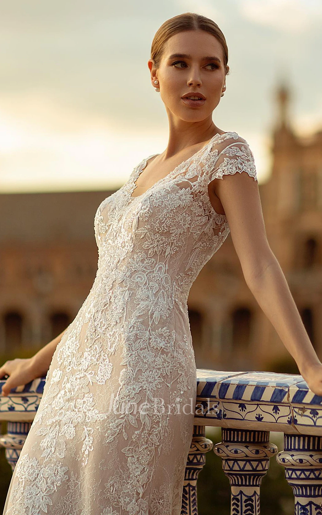 Mermaid Lace V-neck Wedding Dress Vintage Cap Sleeve Illusion Back Bridal Gown