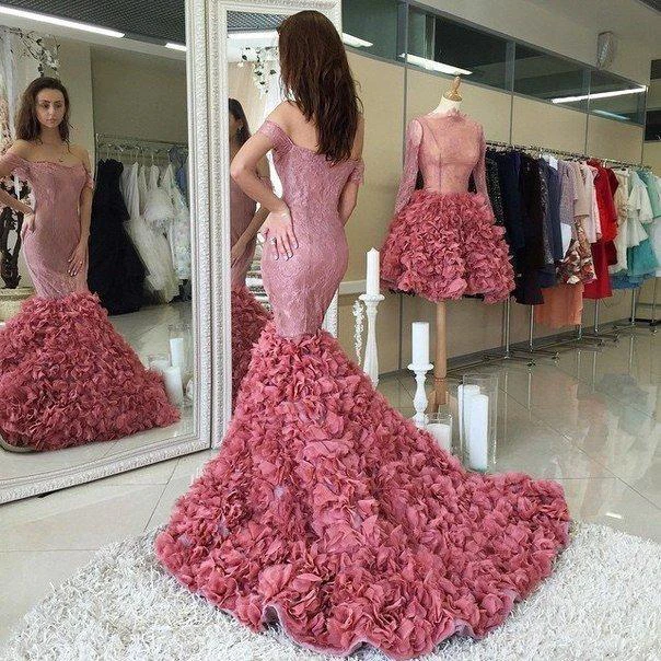Glamorous Off-the-shoulder Lace Prom Dresses Mermaid Ruffles Party Gowns