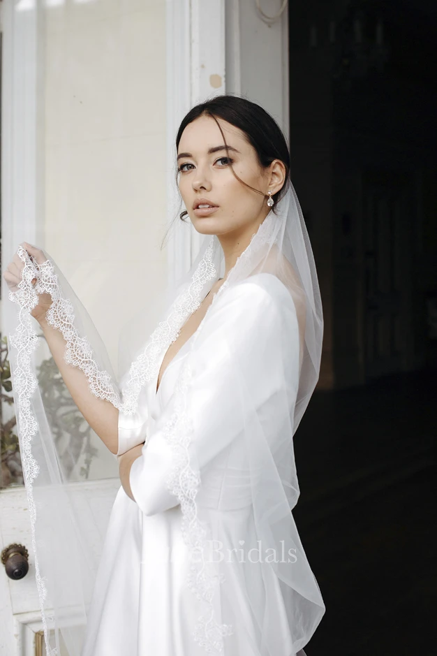 Satin Plunging V-neck Sexy Elegant Bridal Gown With 3/4 Sleeves And Court Train