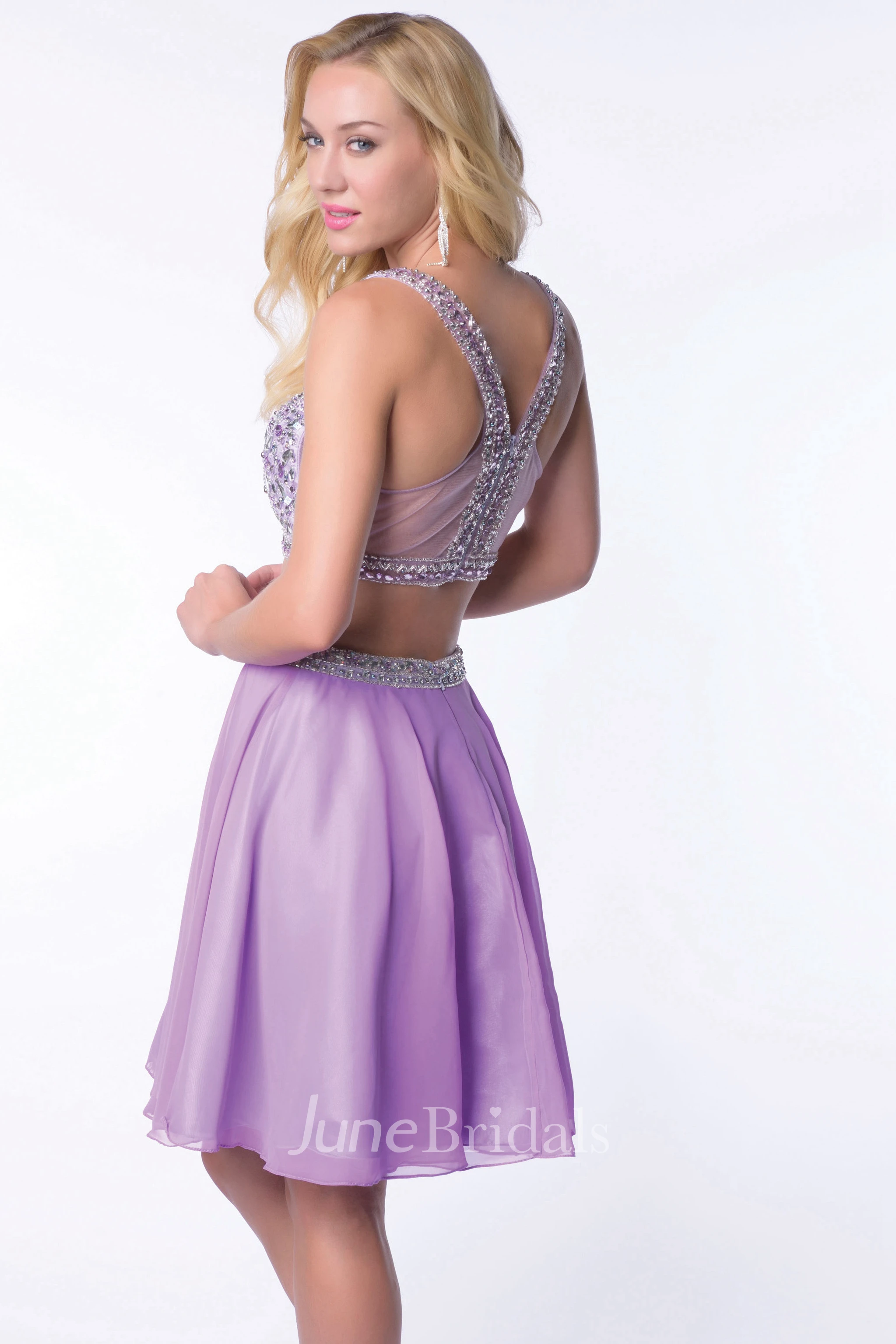 Two-Piece Sleeveless Chiffon Short Homecoming Dress With Bling Bust