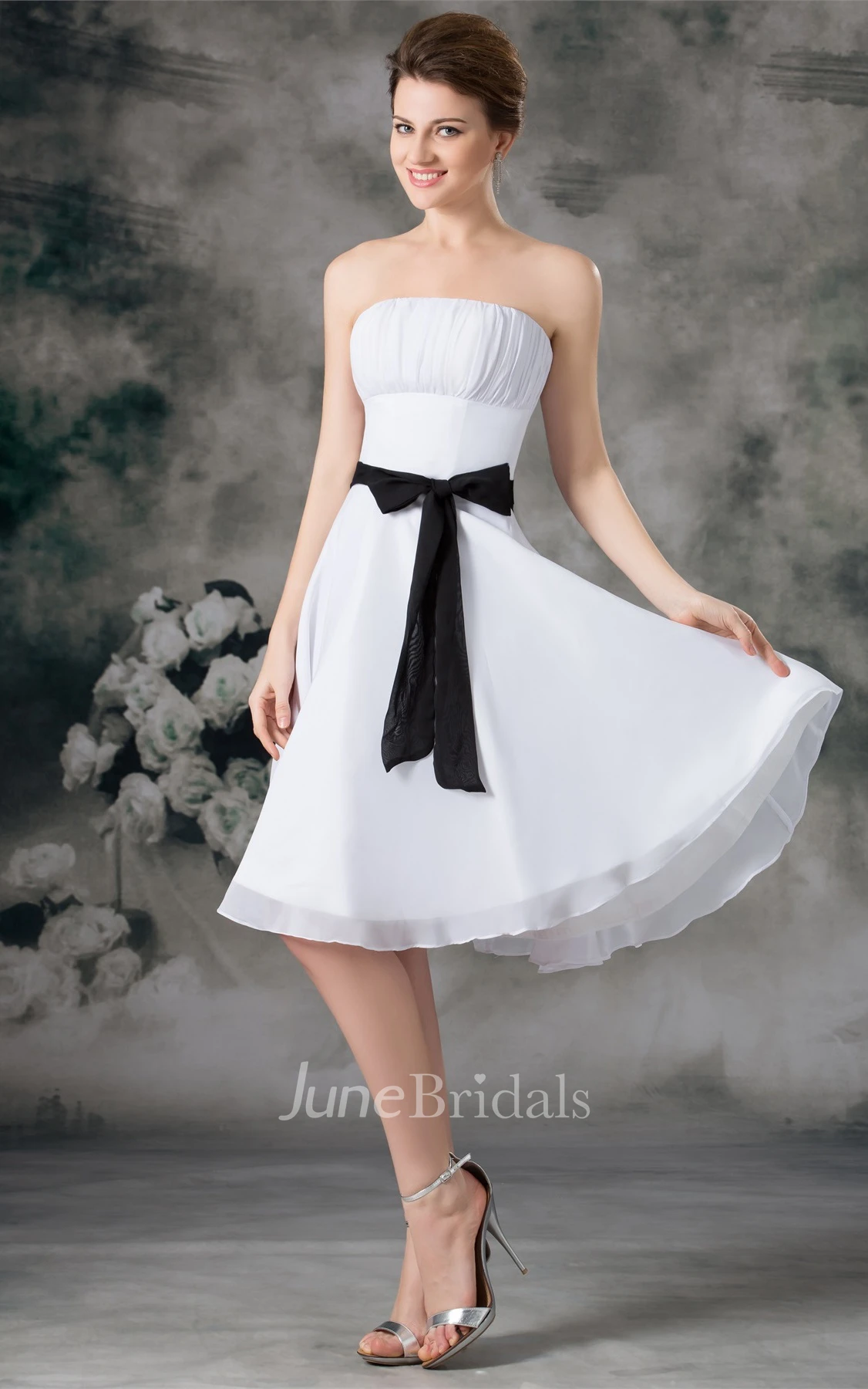 Strapless Chiffon Knee-Length Dress with Ruching and Ribbon