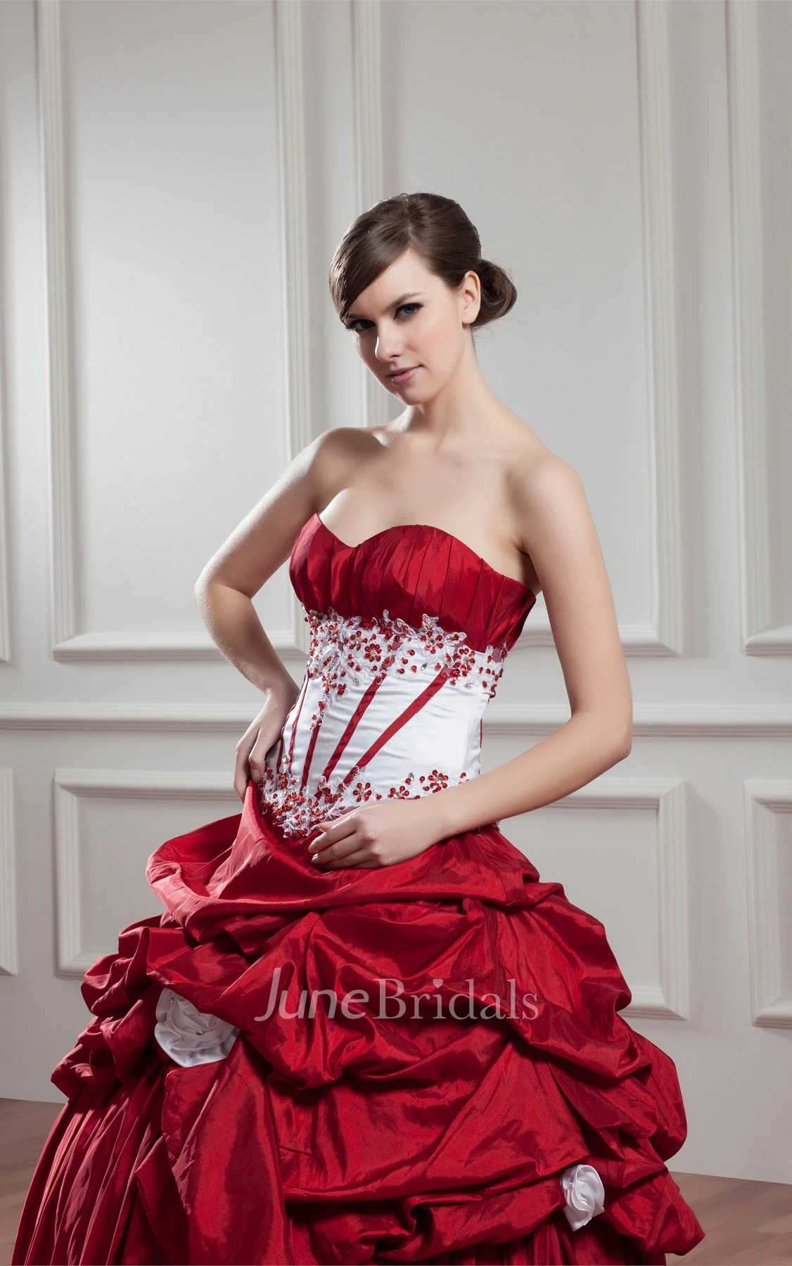 Sweetheart Pick-Up A-Line Ball Gown with Flower and Appliques